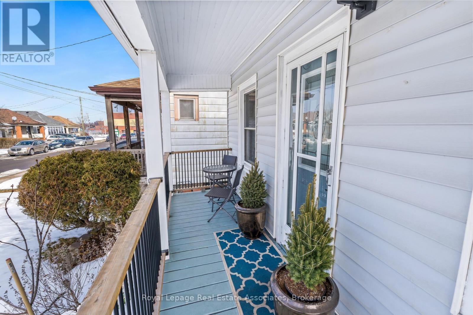 88 Graham Avenue N, Hamilton, ON - Outdoor With Exterior