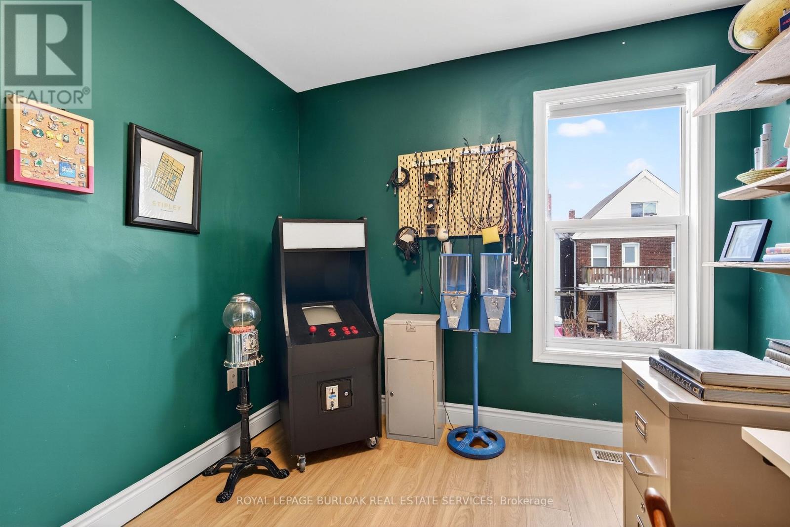 792 Cannon Street E, Hamilton, ON - Indoor