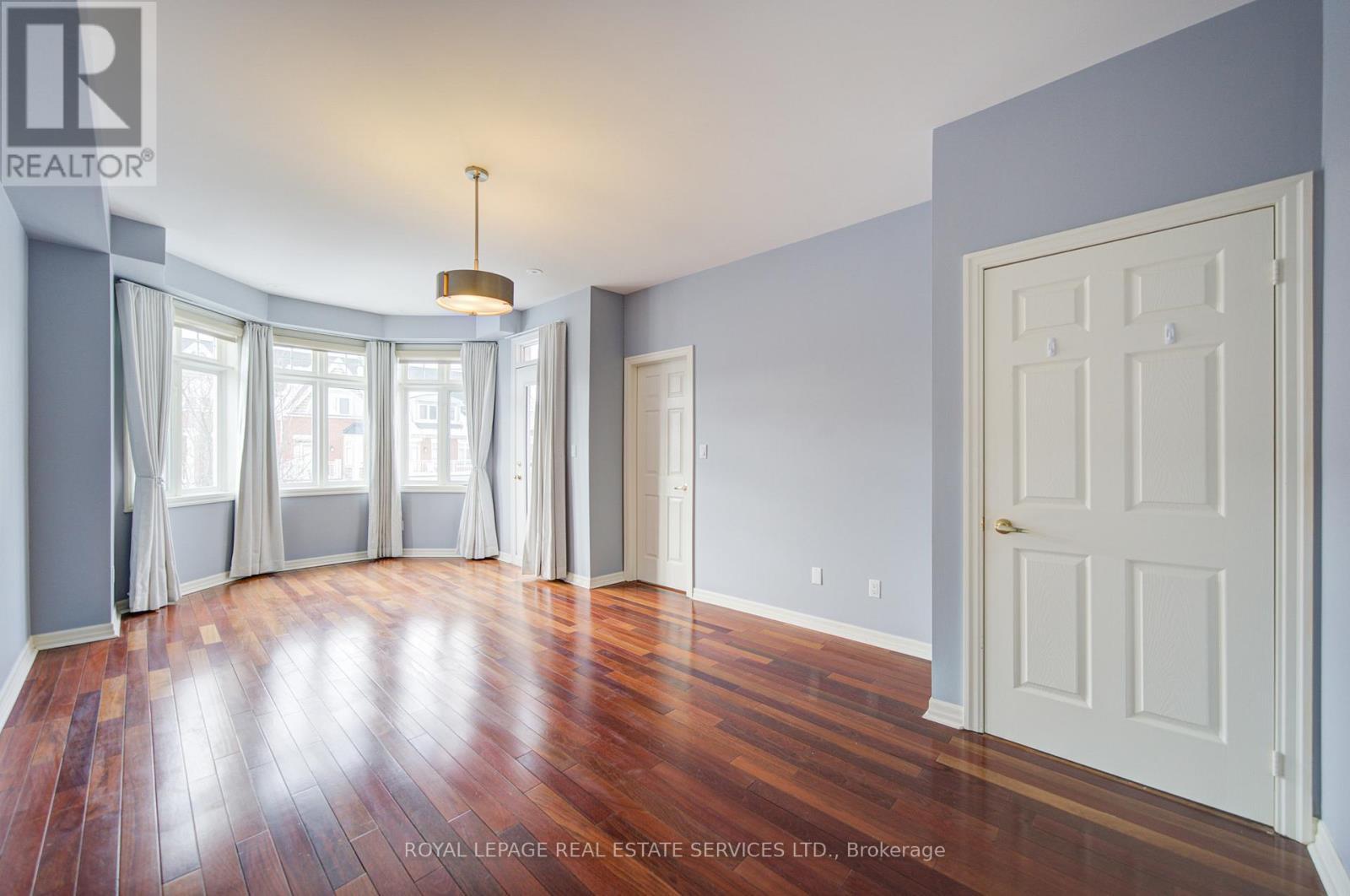 115 St Lawrence Drive, Mississauga, ON - Indoor Photo Showing Other Room