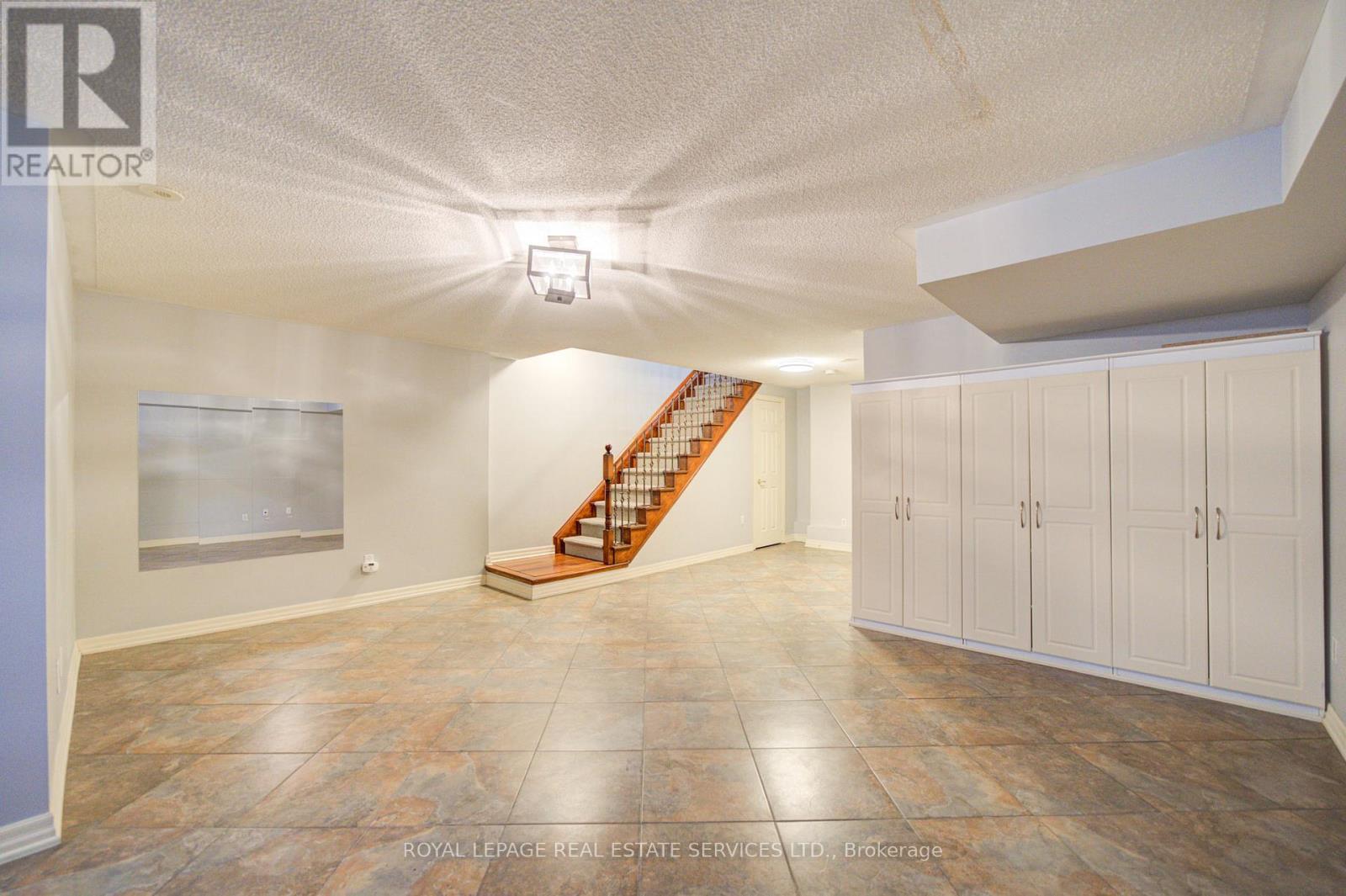 115 St Lawrence Drive, Mississauga, ON - Indoor Photo Showing Other Room