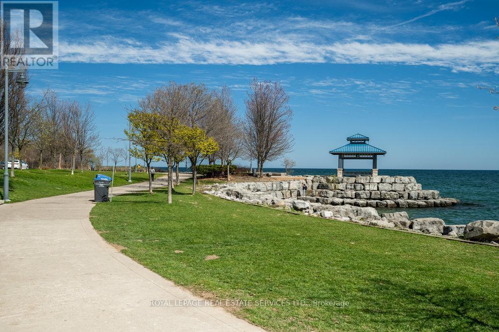 115 St Lawrence Drive, Mississauga, ON - Outdoor With Body Of Water With View
