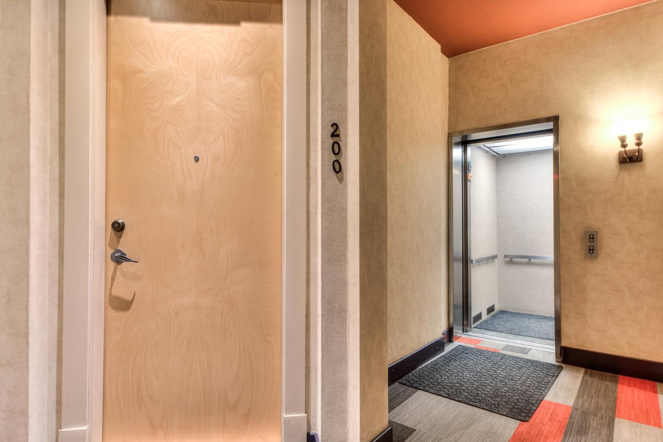 Other - 200-5099 Rue Jeanne-Mance, Montréal (Le Plateau-Mont-Royal), QC - Indoor Photo Showing Other Room