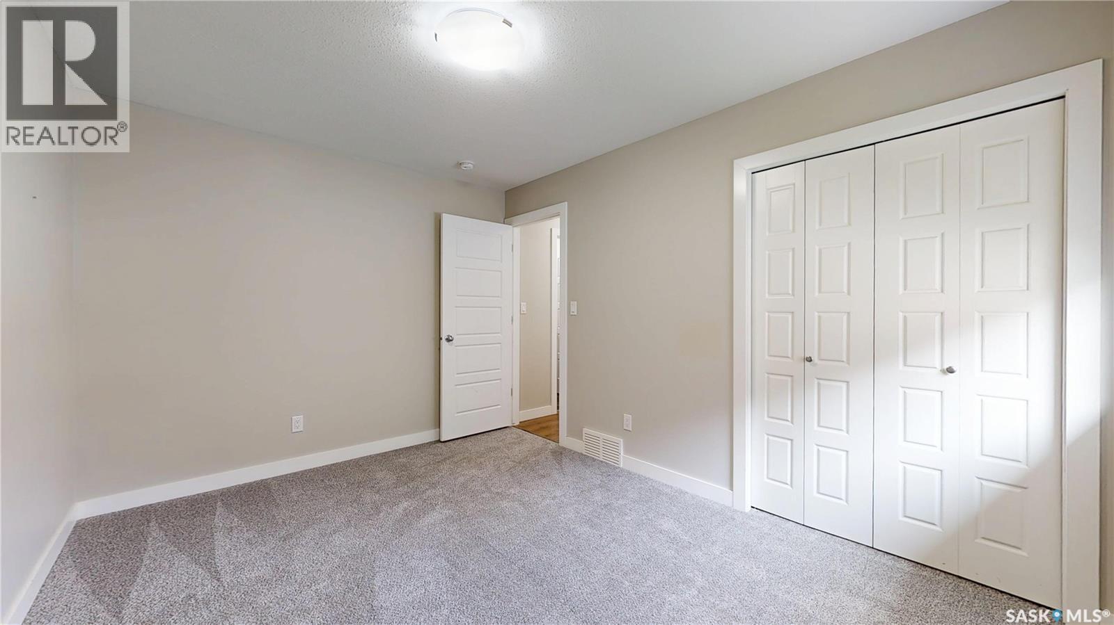 5614 Beacon Place, Regina, SK - Indoor Photo Showing Other Room