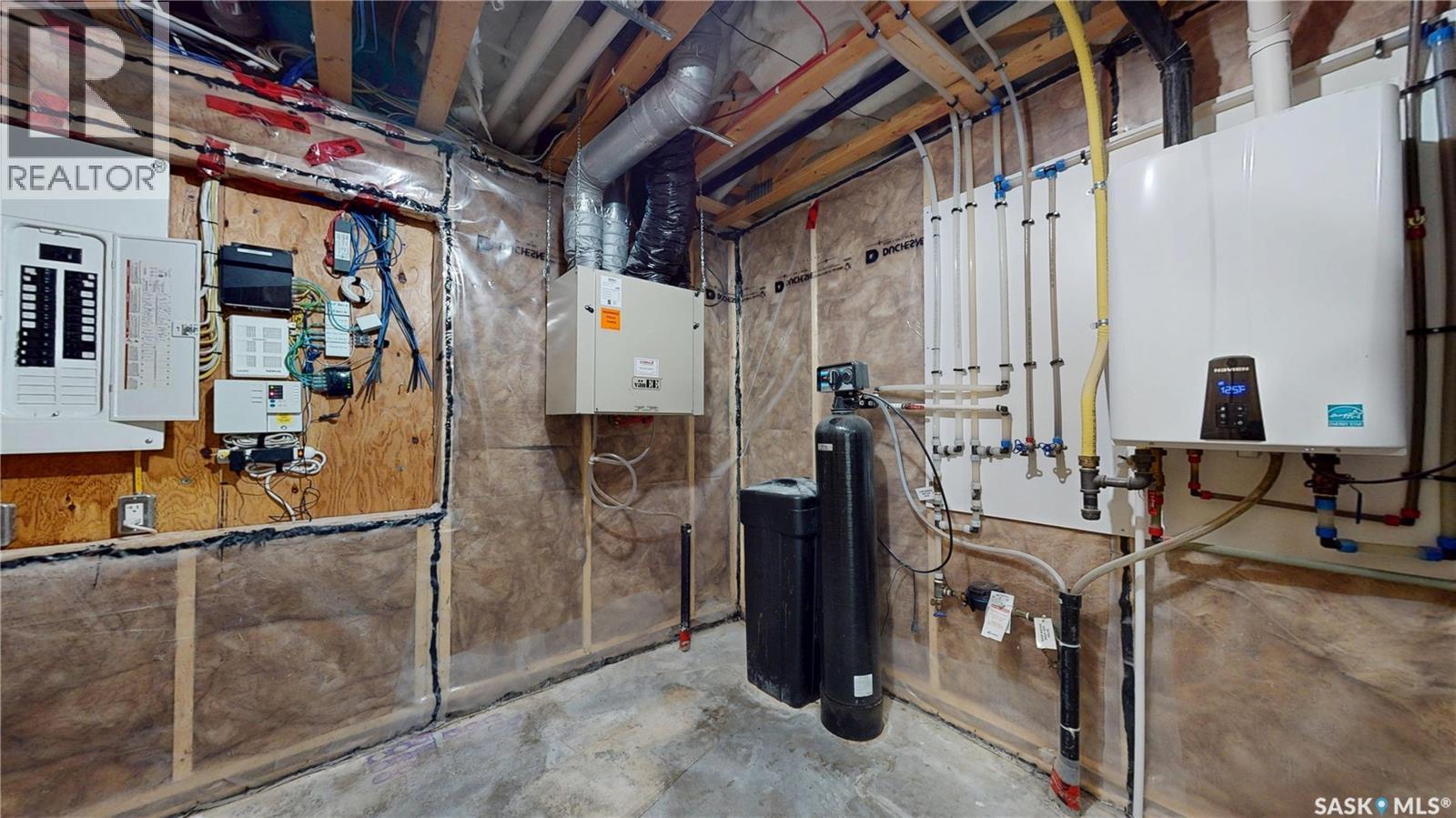 5614 Beacon Place, Regina, SK - Indoor Photo Showing Basement