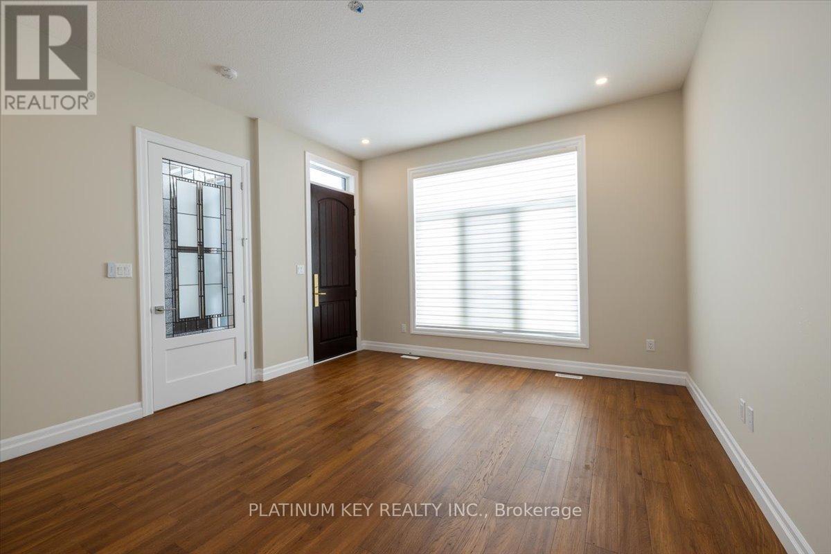 7 Edgeview Crescent, Middlesex Centre (Kilworth), ON - Indoor Photo Showing Other Room