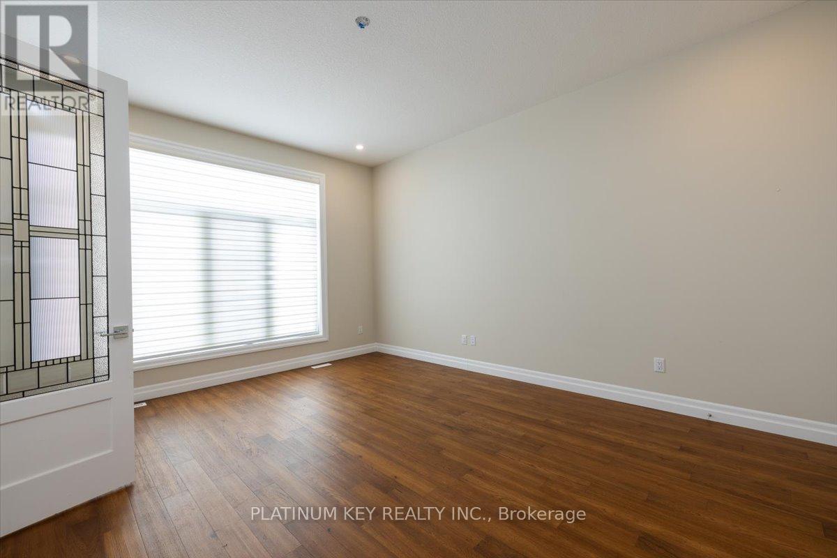 7 Edgeview Crescent, Middlesex Centre (Kilworth), ON - Indoor Photo Showing Other Room