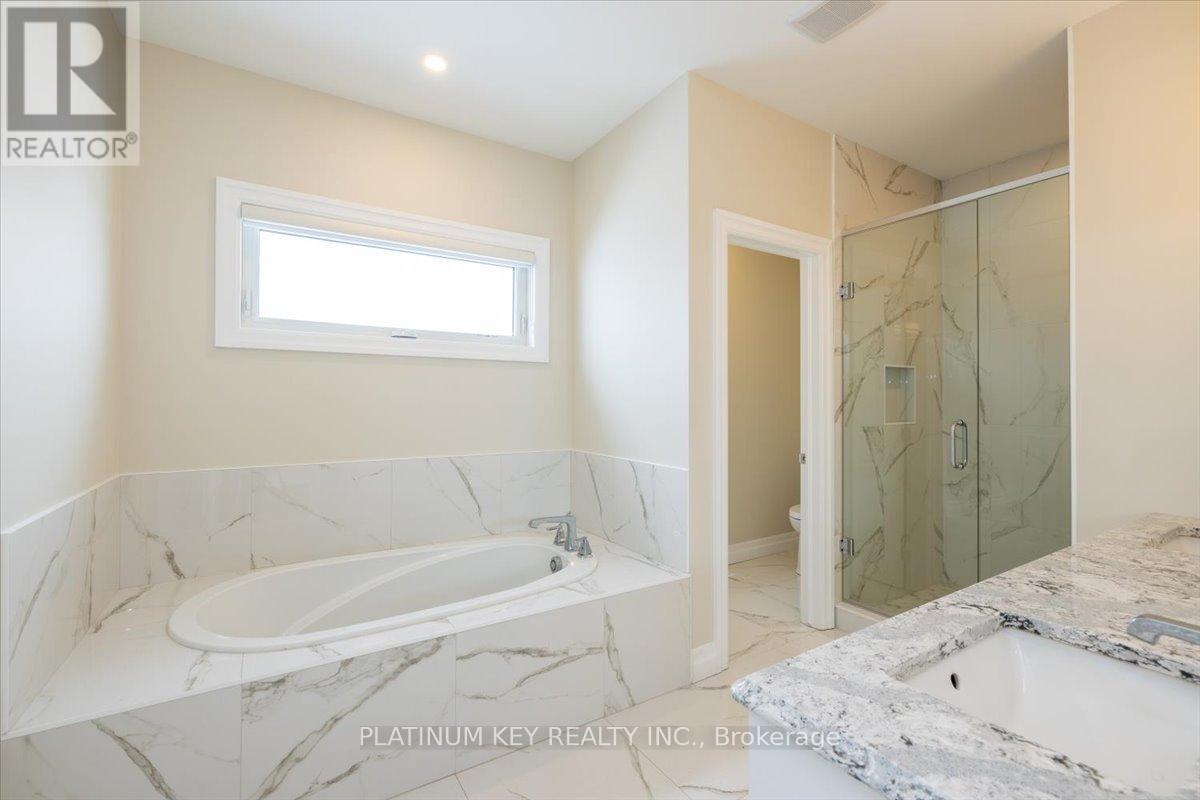 7 Edgeview Crescent, Middlesex Centre (Kilworth), ON - Indoor Photo Showing Bathroom