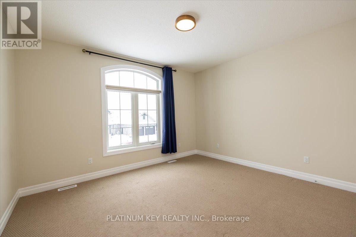 7 Edgeview Crescent, Middlesex Centre (Kilworth), ON - Indoor Photo Showing Other Room