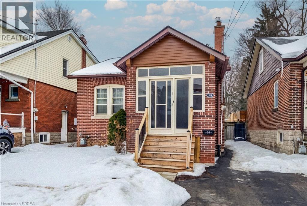 48 Longwood Road N, Hamilton, ON - Outdoor