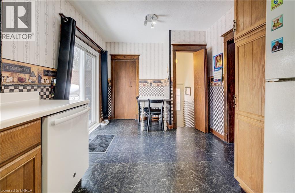 48 Longwood Road N, Hamilton, ON - Indoor Photo Showing Other Room