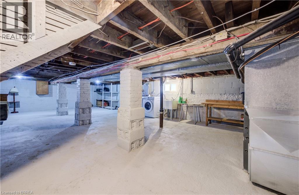 48 Longwood Road N, Hamilton, ON - Indoor Photo Showing Basement