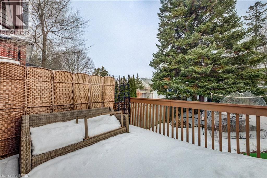 48 Longwood Road N, Hamilton, ON - Outdoor