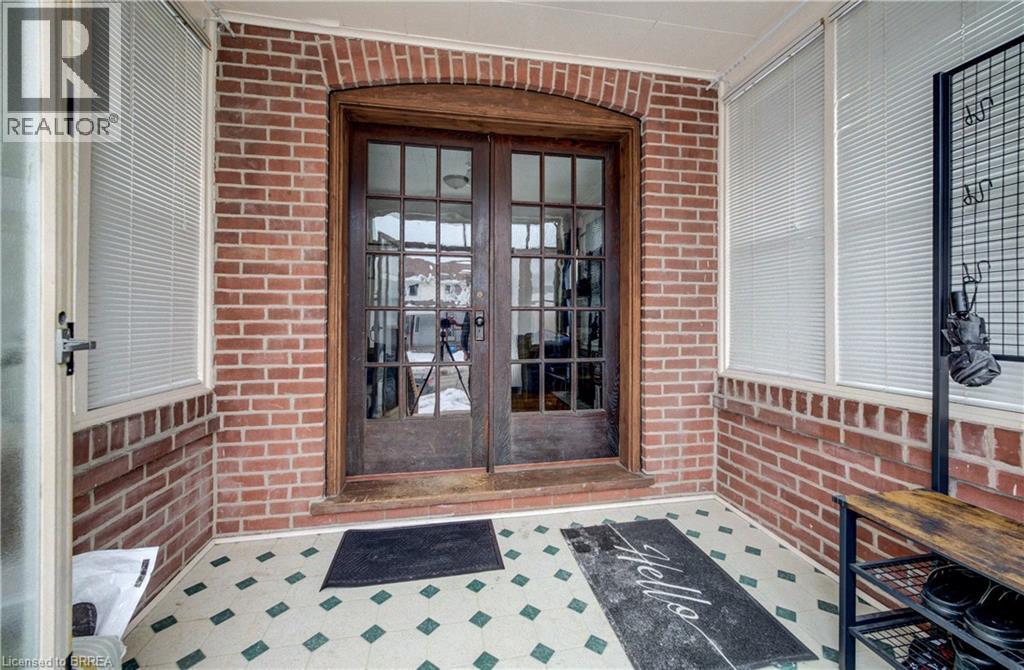 48 Longwood Road N, Hamilton, ON - Outdoor With Exterior