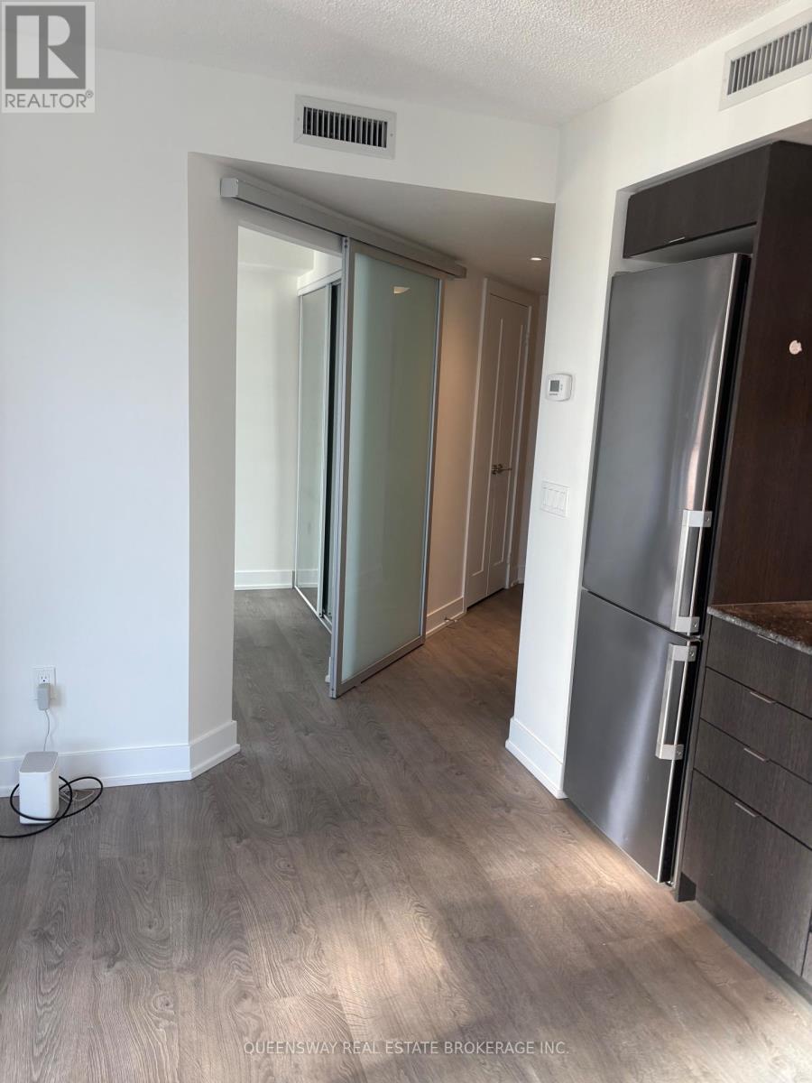 1504 - 7 Mabelle Avenue, Toronto, ON - Indoor