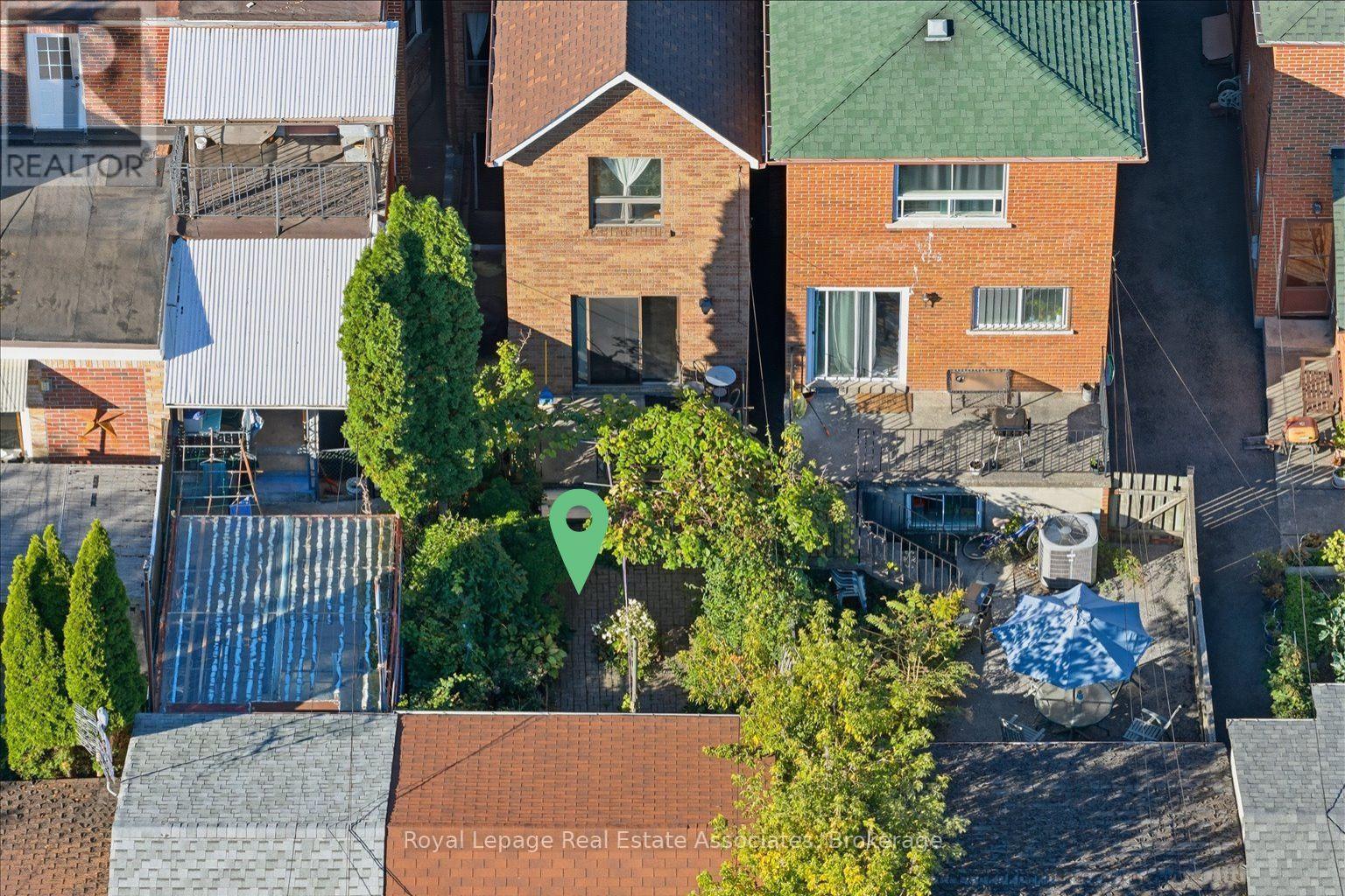 439 Salem Avenue N, Toronto, ON - Outdoor