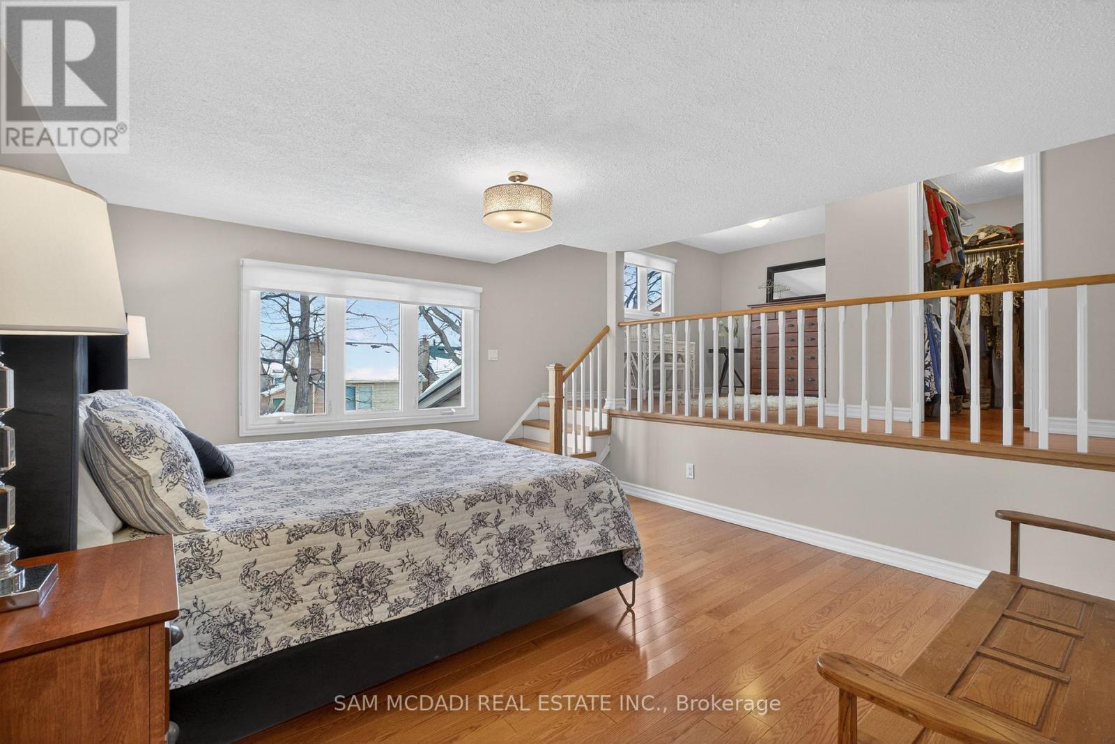 2332 Folkway Drive, Mississauga, ON - Indoor Photo Showing Bedroom
