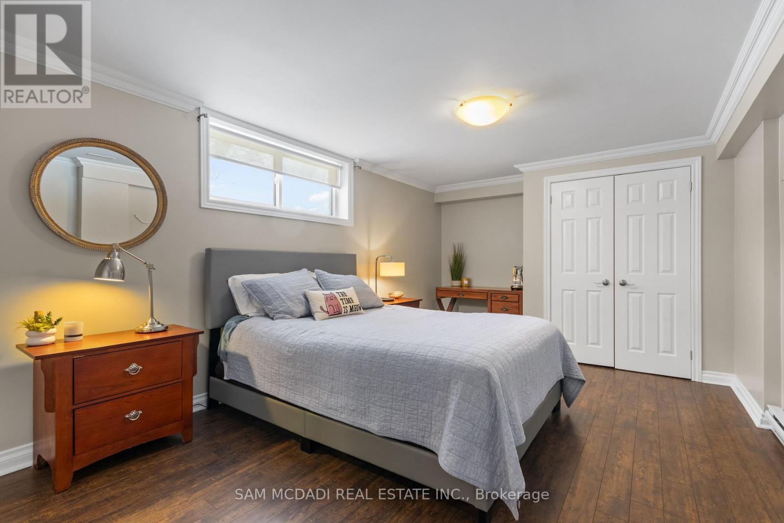 2332 Folkway Drive, Mississauga, ON - Indoor Photo Showing Bedroom