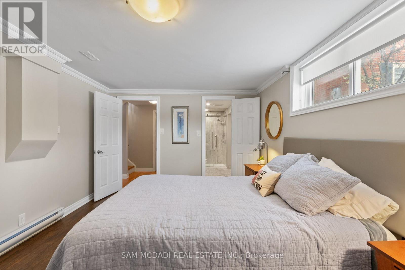 2332 Folkway Drive, Mississauga, ON - Indoor Photo Showing Bedroom