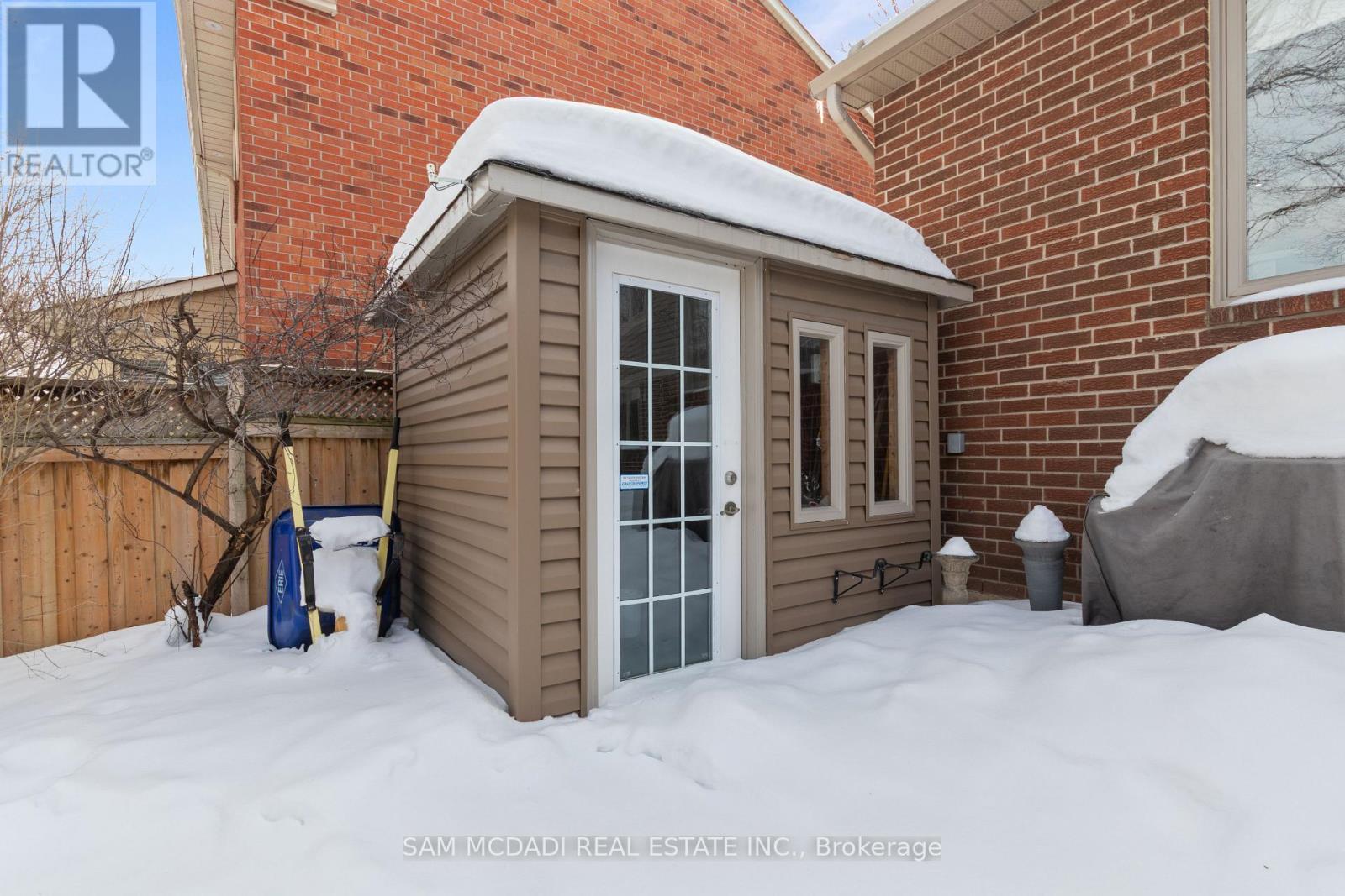 2332 Folkway Drive, Mississauga, ON - Outdoor With Exterior