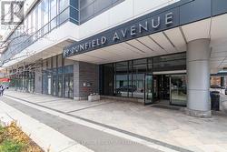 1702 - 89 DUNFIELD AVENUE Toronto, ON M4S 0A4