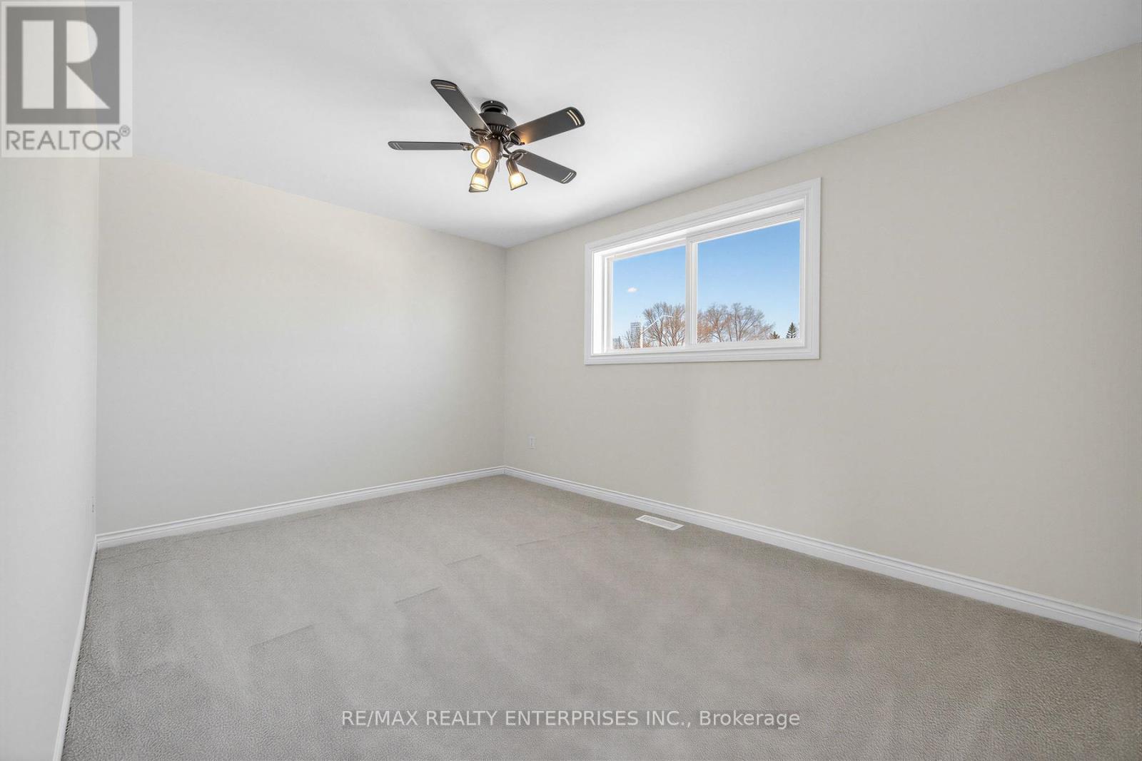 3356 Strabane Drive, Mississauga, ON - Indoor Photo Showing Other Room