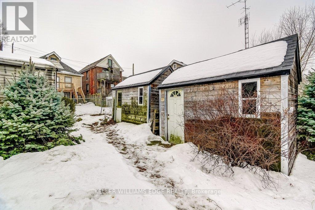 14 Baker Street, Hamilton, ON - Outdoor