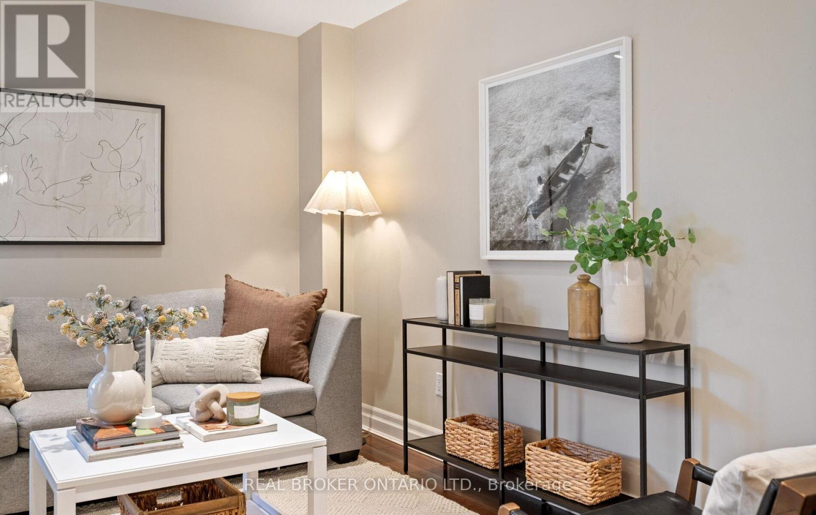 6060 Clover Ridge Crescent, Mississauga, ON - Indoor