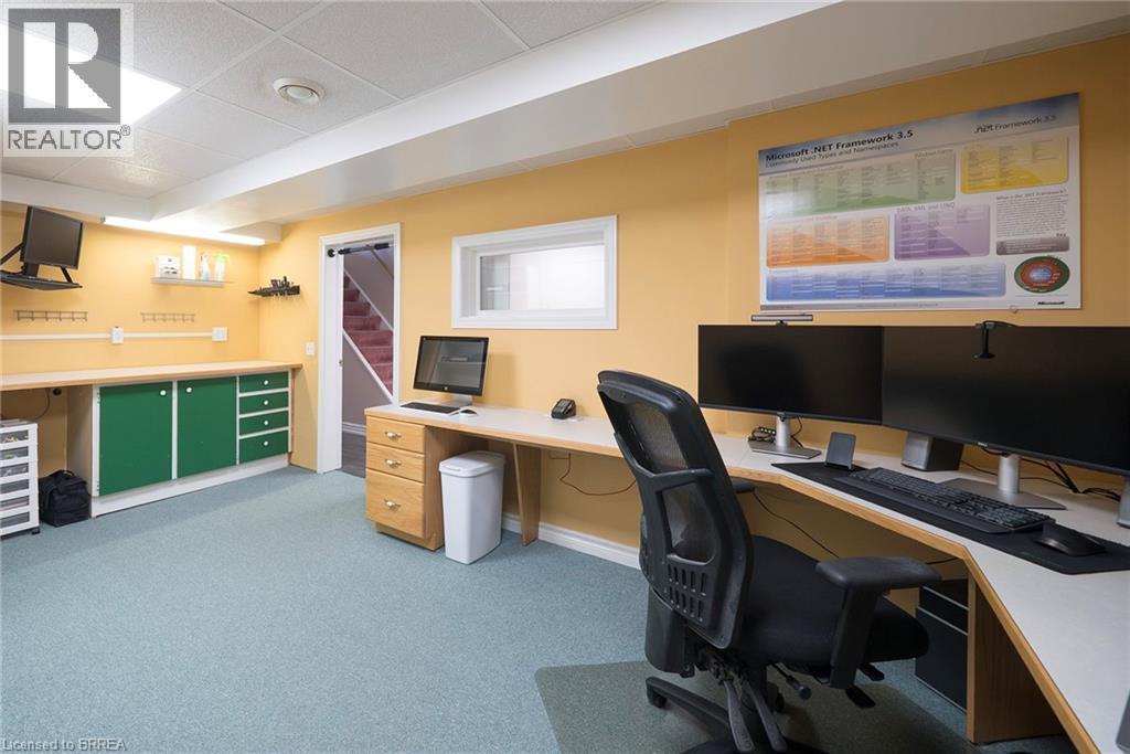 43 Flamingo Drive, Hamilton, ON - Indoor Photo Showing Office
