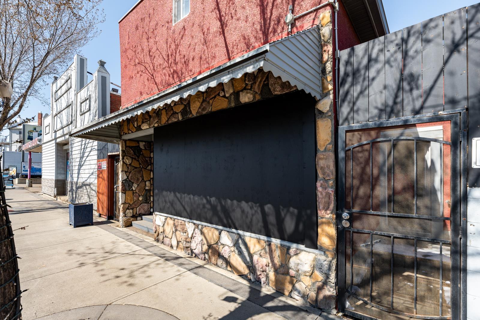 12742 Fort Road, Edmonton, AB
