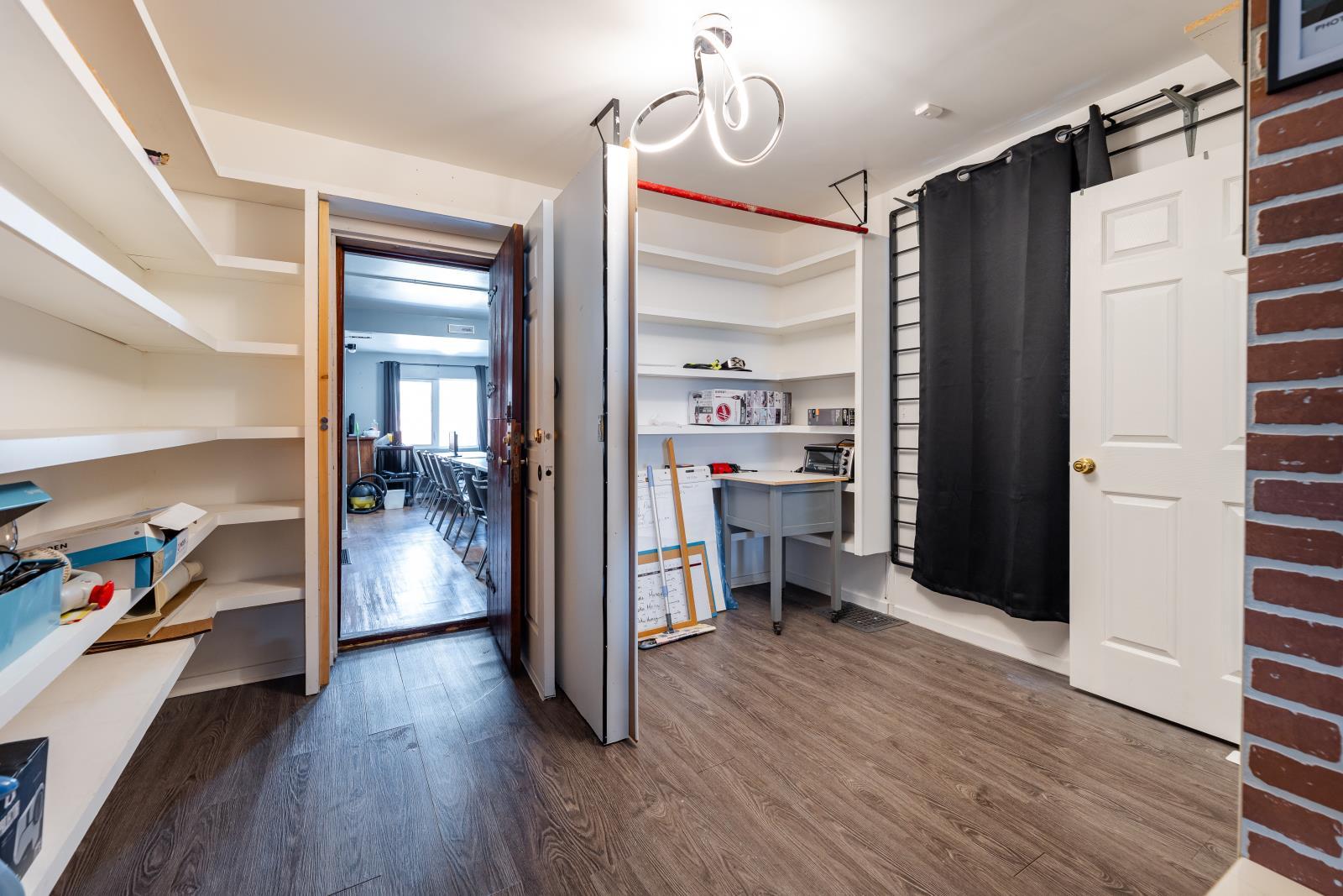 12742 Fort Road, Edmonton, AB