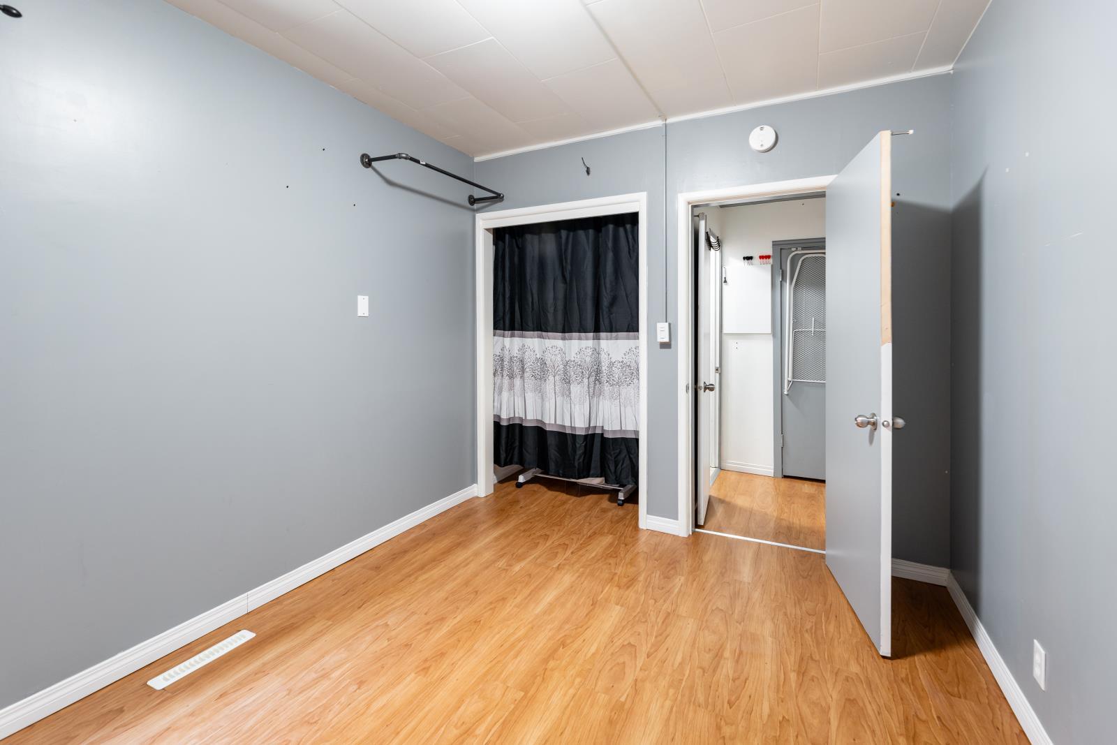 12742 Fort Road, Edmonton, AB