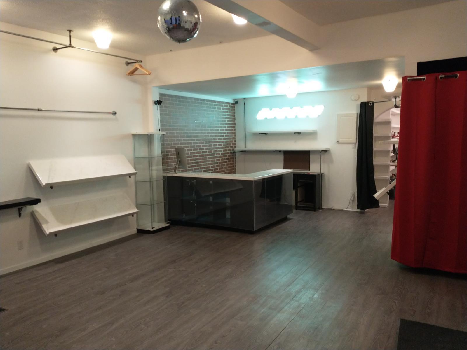 12742 Fort Road, Edmonton, AB