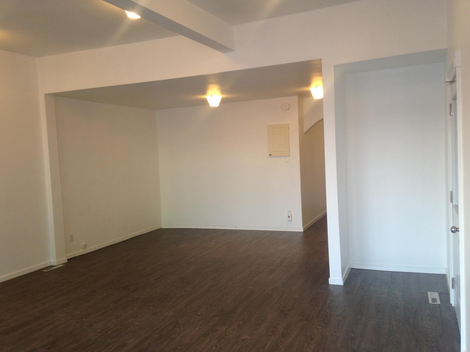 12742 Fort Road, Edmonton, AB