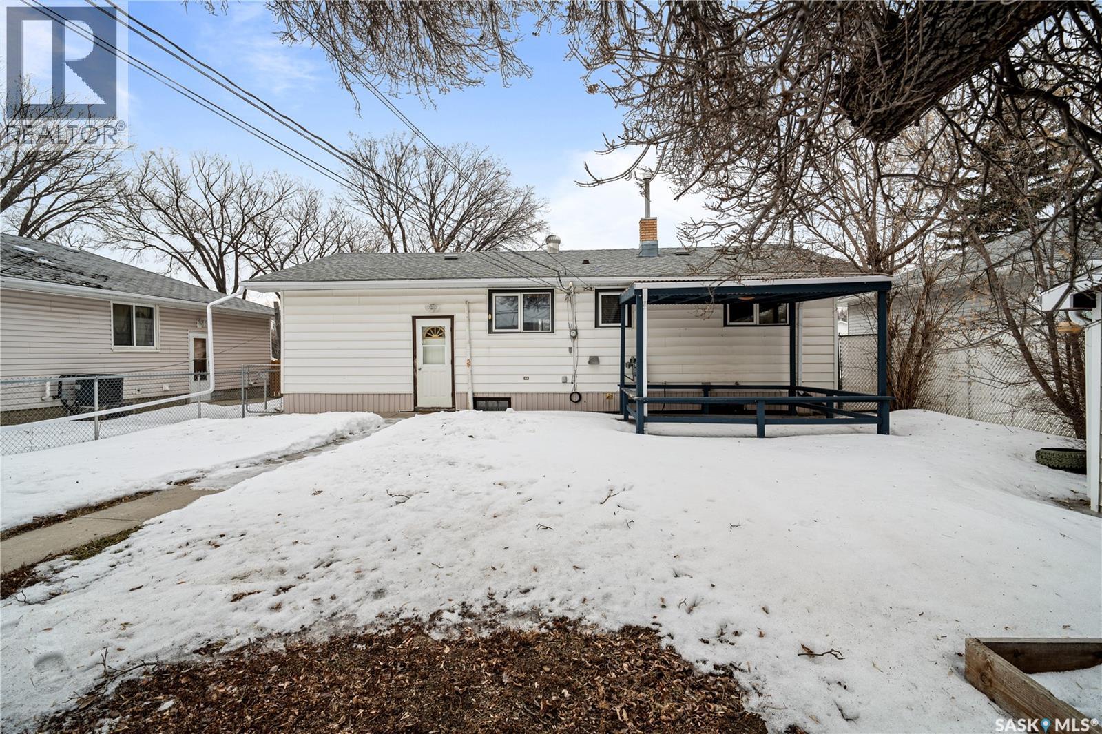 5306 5Th Avenue, Regina, SK - Outdoor