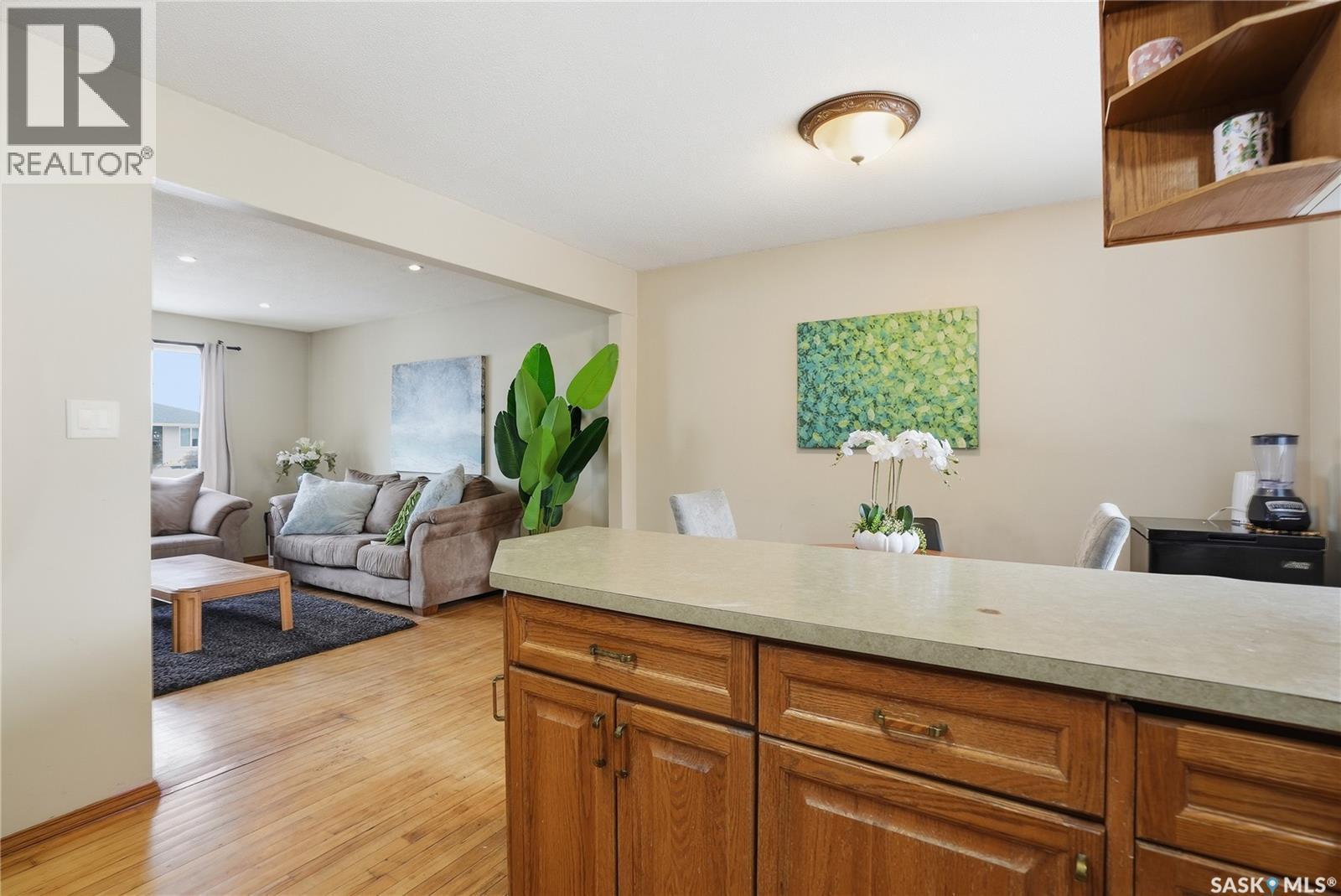 285 Carleton Drive, Saskatoon, SK - Indoor