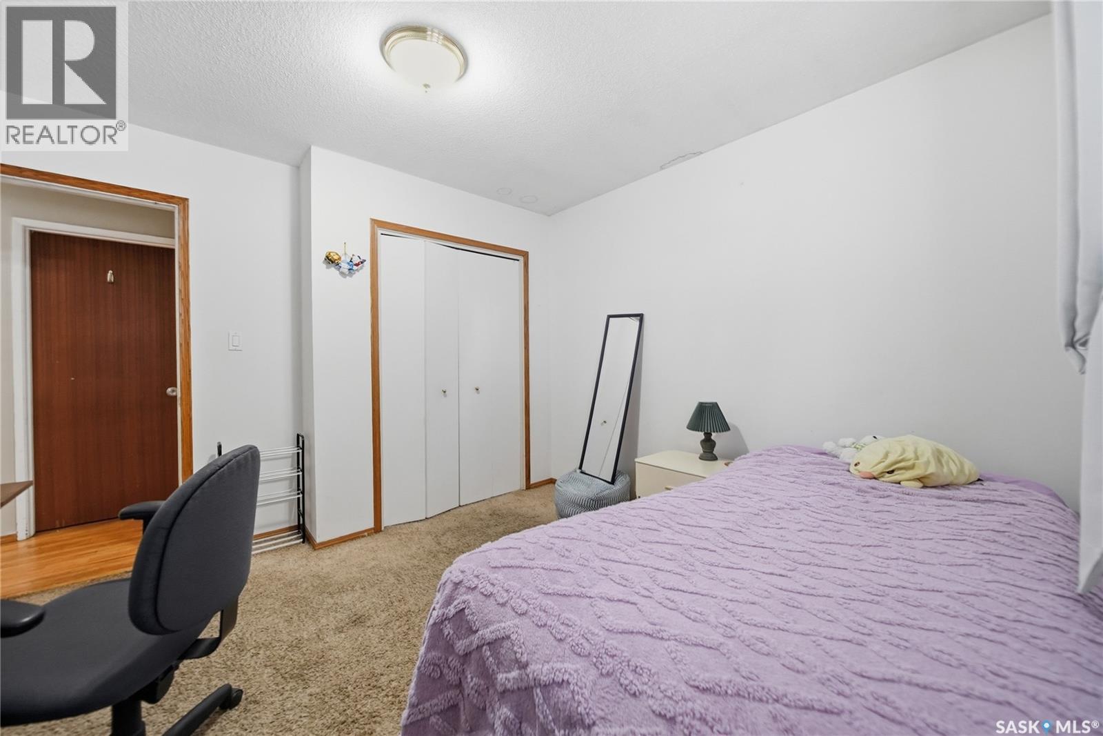 285 Carleton Drive, Saskatoon, SK - Indoor Photo Showing Bedroom