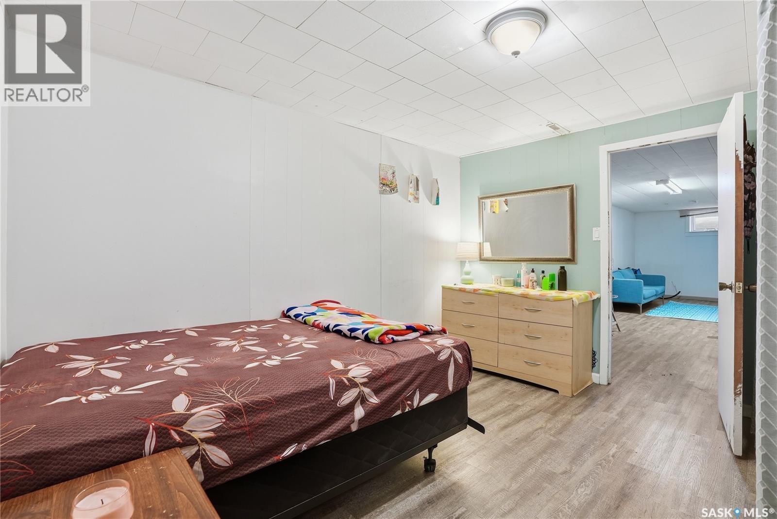 285 Carleton Drive, Saskatoon, SK - Indoor Photo Showing Bedroom