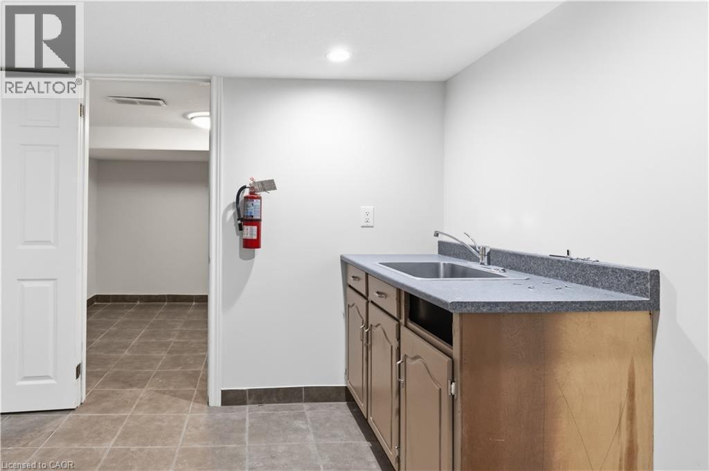 1270 King Street E, Cambridge, ON