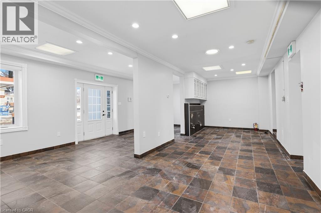 1270 King Street E, Cambridge, ON