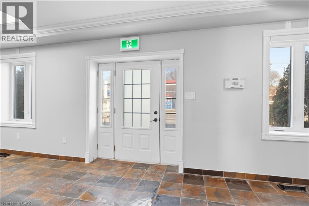 1270 King Street E, Cambridge, ON