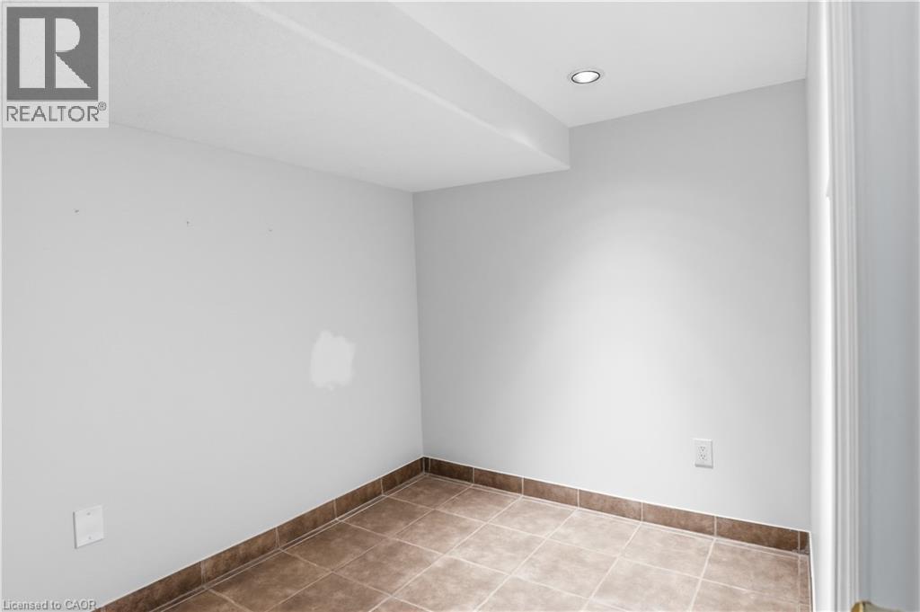 1270 King Street E, Cambridge, ON
