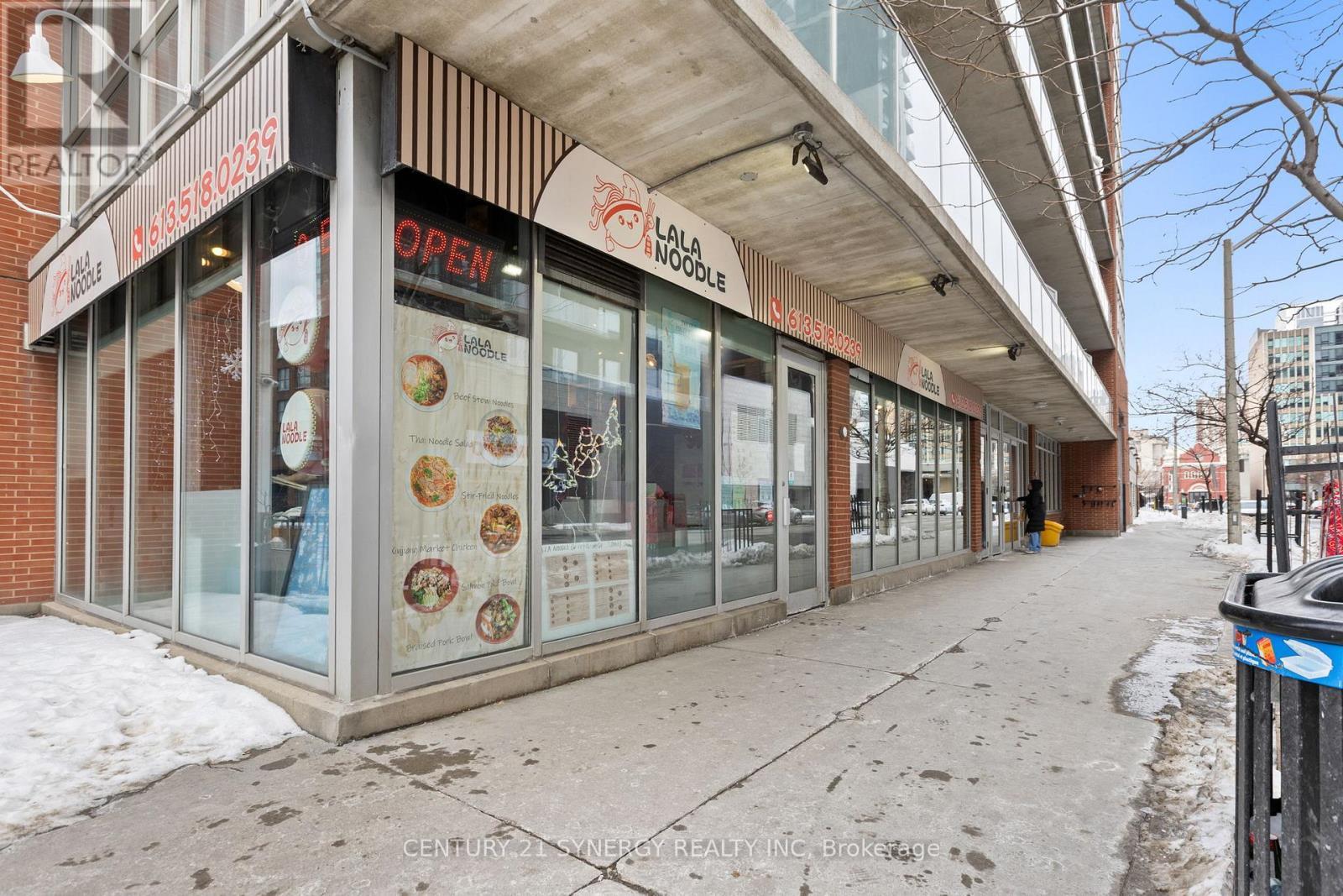 303 - 179 George Street, Ottawa, ON - Outdoor