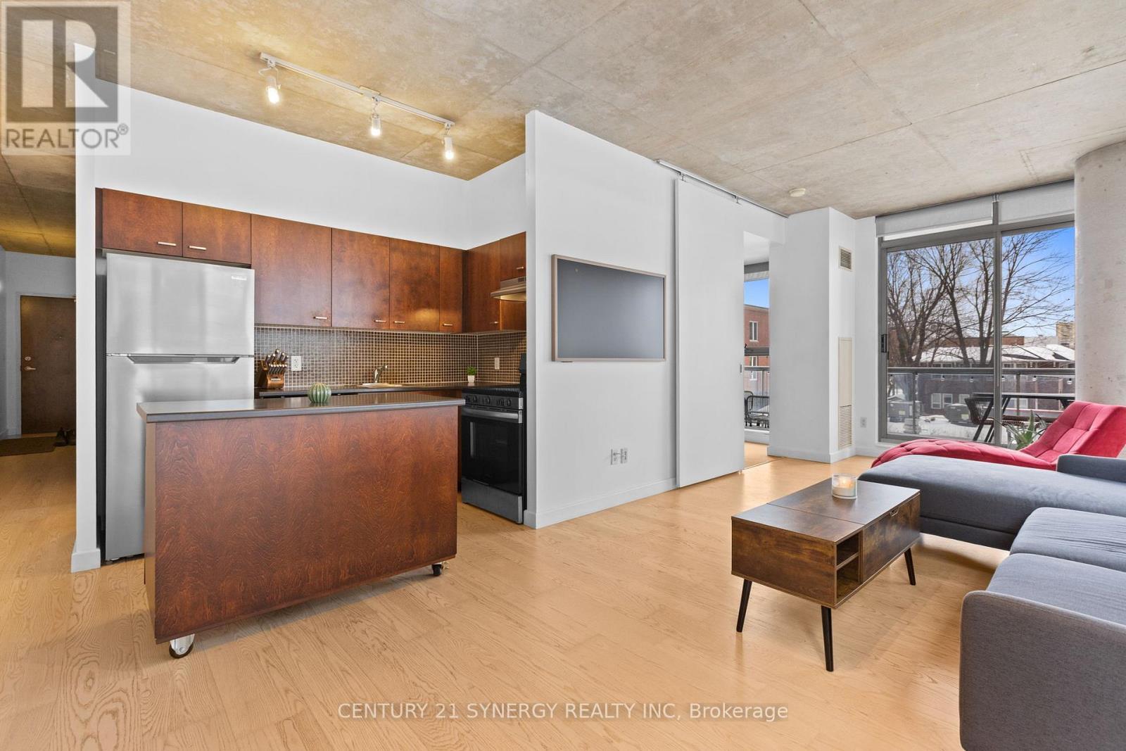 303 - 179 George Street, Ottawa, ON - Indoor