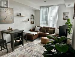 10 GATINEAU DRIVE Vaughan, ON L4J 0L2