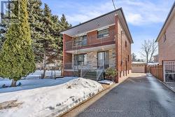 141 HARDING AVENUE Toronto, ON M6M 3A7