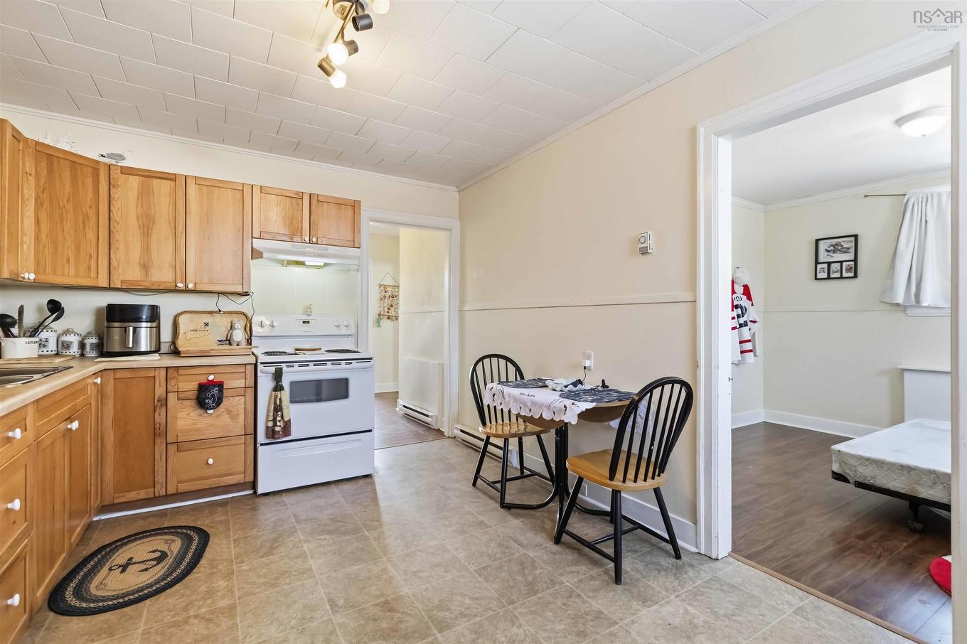 41 Alexandra Avenue, Bridgewater, NS