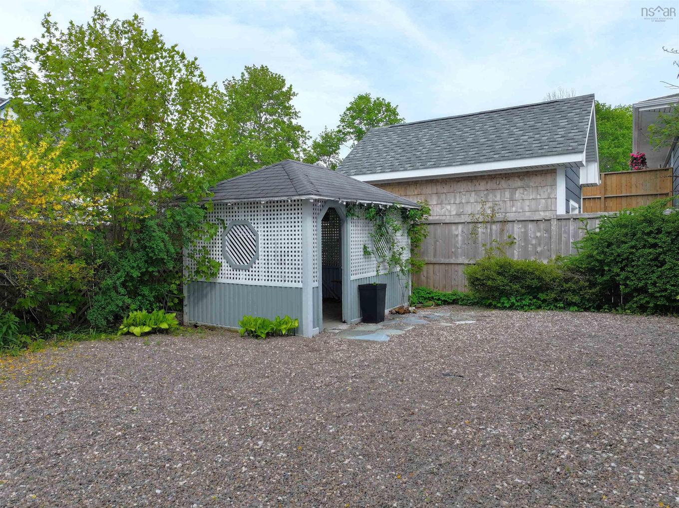 41 Alexandra Avenue, Bridgewater, NS