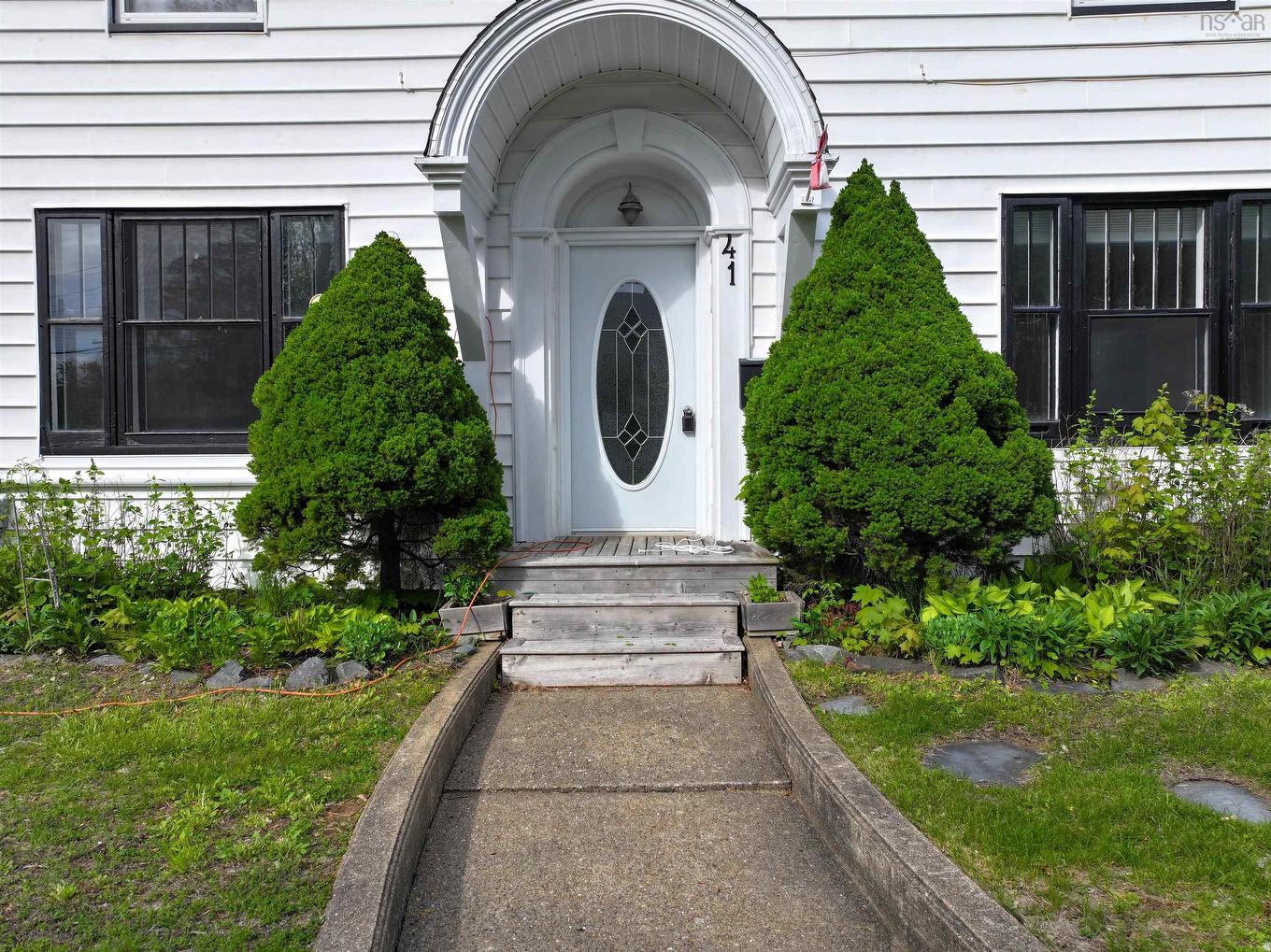 41 Alexandra Avenue, Bridgewater, NS