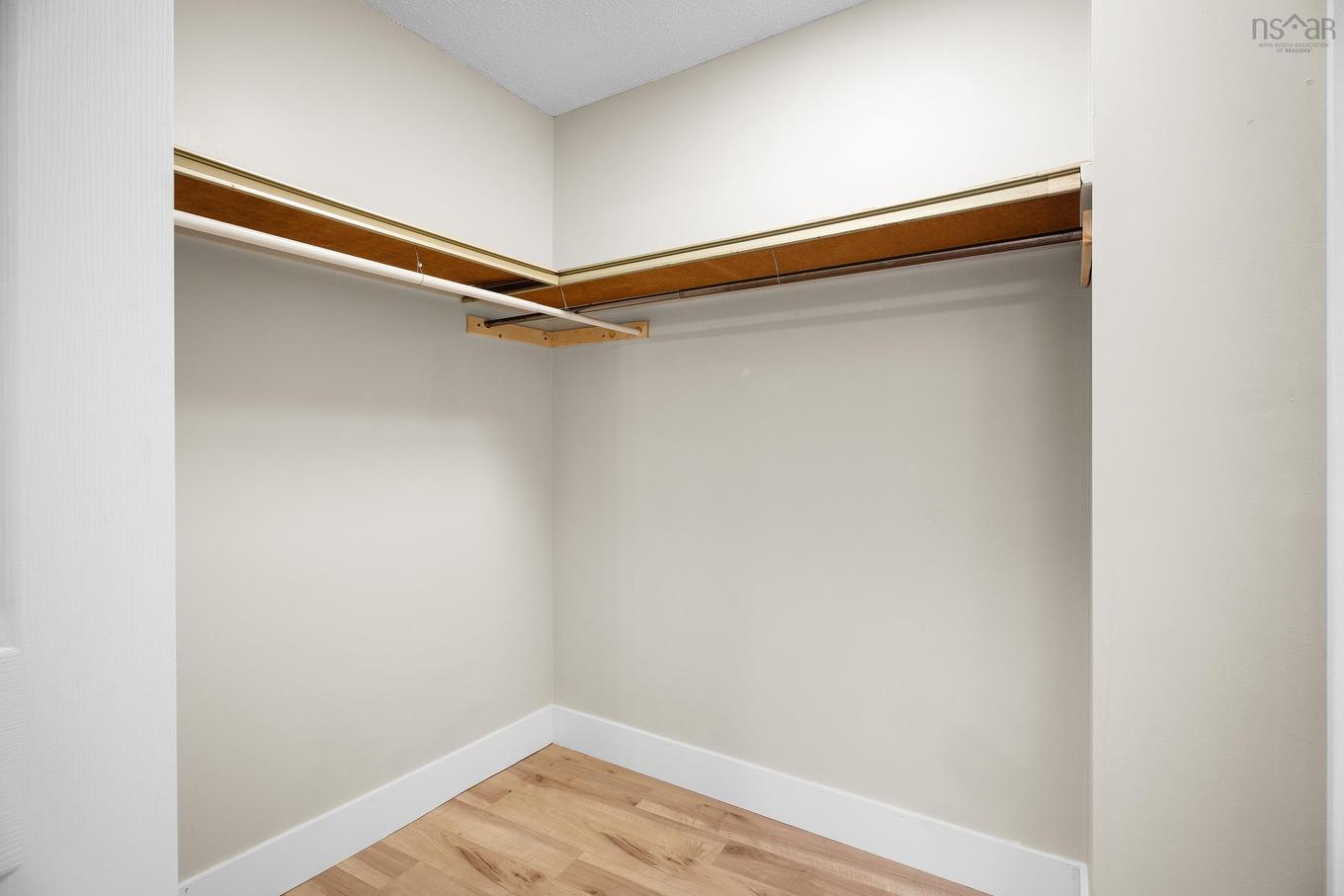 302 5561 Heatherwood Court, Halifax, NS