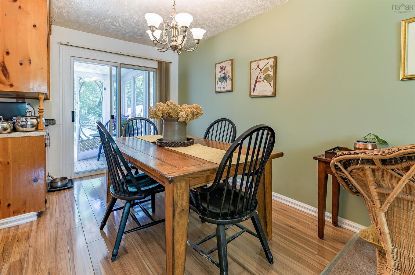 1353 Pinecrest Drive, Coldbrook, NS